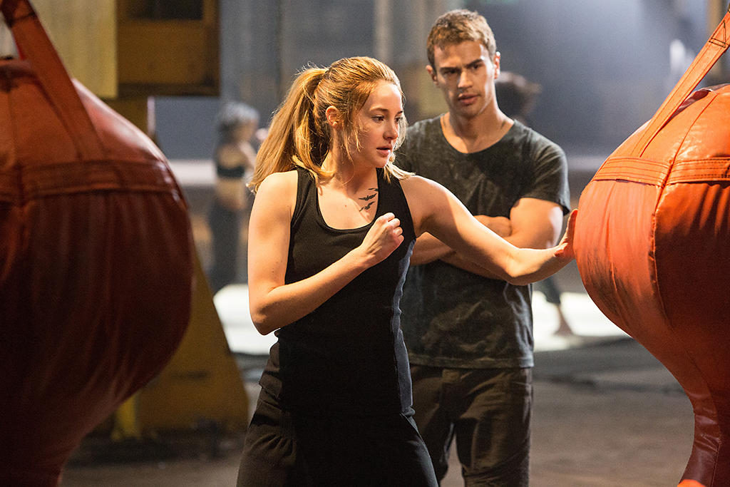 'Divergent' review: Shailene Woodley (Tris) and Theo James (Four) in Divergent