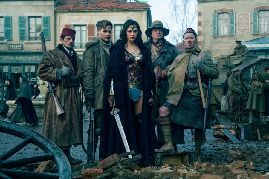 Read more about the article ‘Wonder Woman’ review: DC *finally* does it. (Except the ending, which argh!)